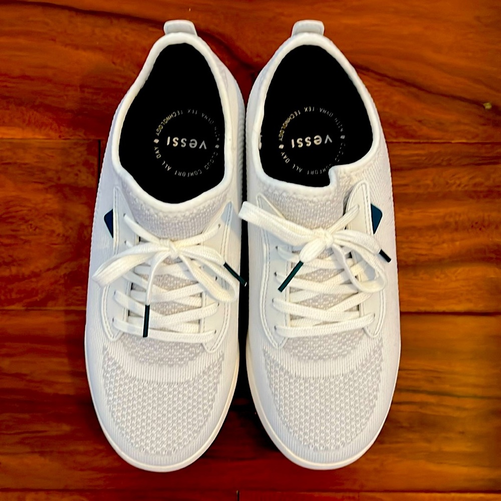Brand new Vessi “Weekend” walking shoes